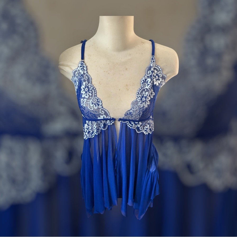 Source Unknown Royal Blue Lace Chemise